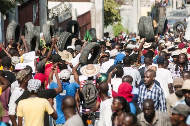 Manifestation antigouvernementale à Port-au-Prince © Jean Marc Hervé Abélard-Le Nouvelliste