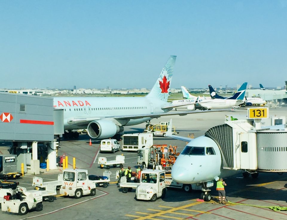 A&eacute;roport international Pearson Toronto &copy; Osman J&eacute;r&ocirc;me